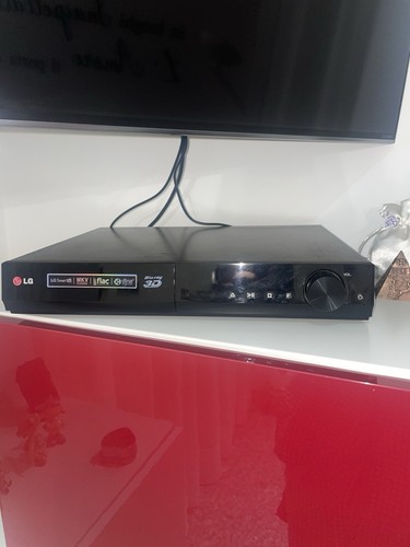 Home theatre con - lg,
